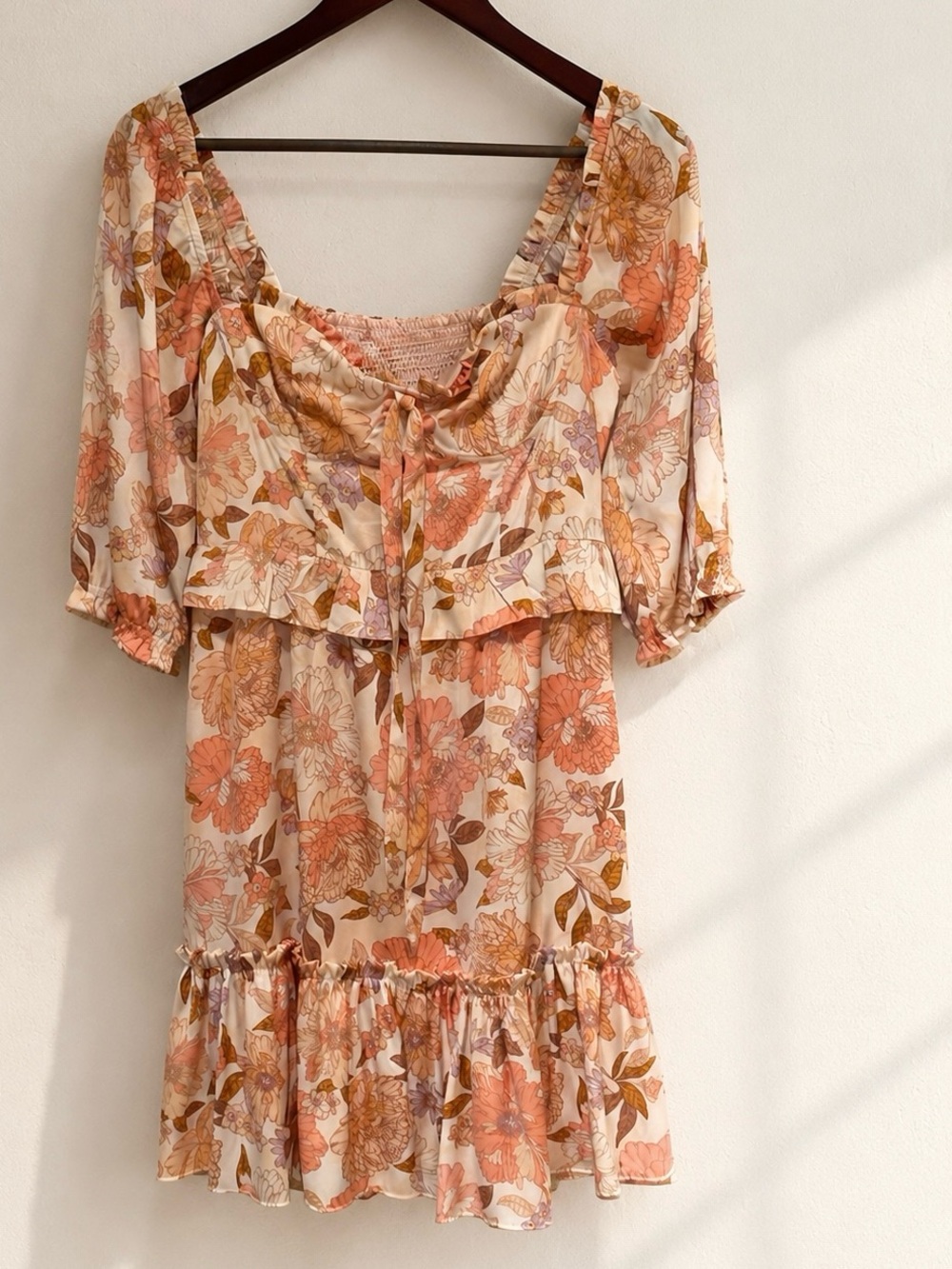 En Saison Floral Satin Ruffle Bustier Dress Medium